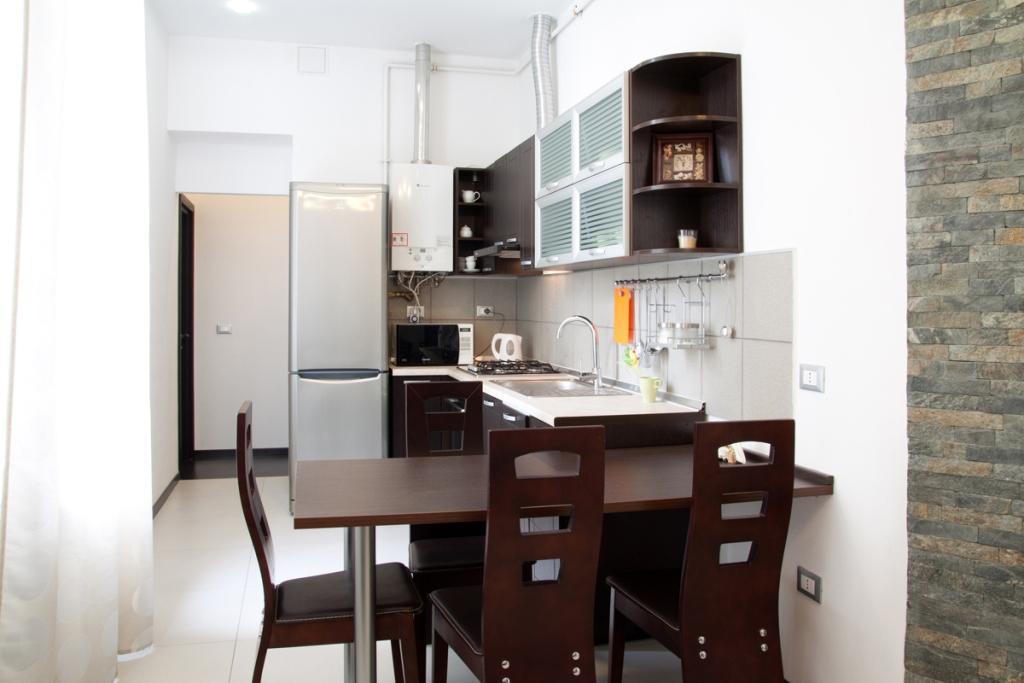 Your Comfortable Stay In Apartment Next To Opera House Лвив Екстериор снимка